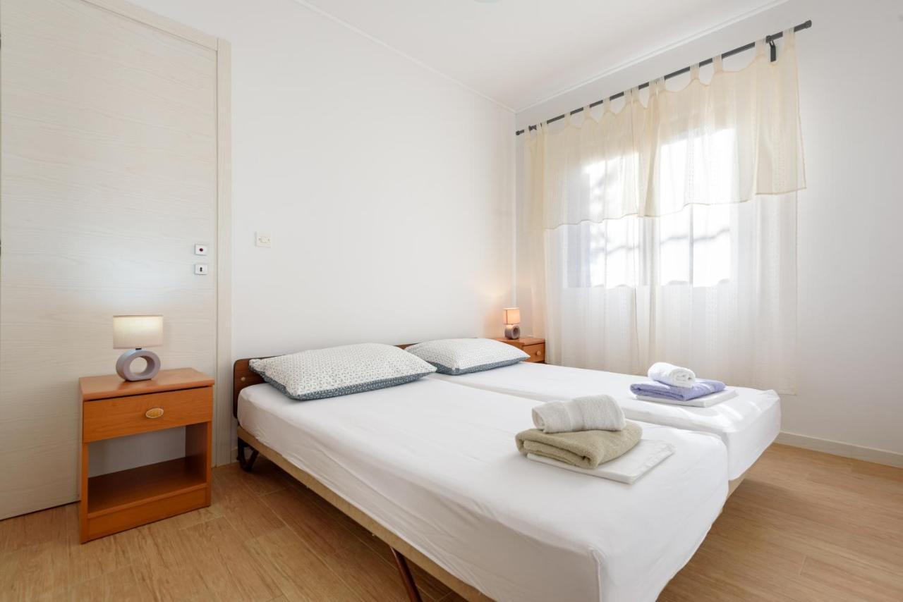 Apartments By The Sea Basina, Hvar - 11817 Vrbanj Extérieur photo